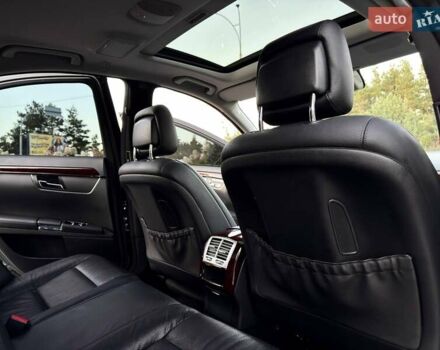 Чорний Мерседес С Клас, об'ємом двигуна 3 л та пробігом 211 тис. км за 23400 $, фото 63 на Automoto.ua