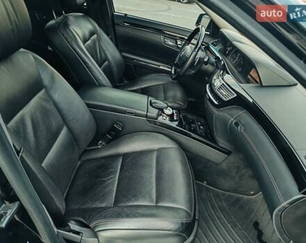 Черный Мерседес С Класс, объемом двигателя 4.7 л и пробегом 288 тыс. км за 12800 $, фото 36 на Automoto.ua