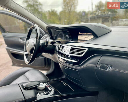 Мерседес С Клас 2011 у Києві на Automoto.ua Чорний Мерседес С Клас, об'ємом двигуна 4.66 л та пробігом 290 тис. км за 11995 $, фото 29 на Automoto.ua