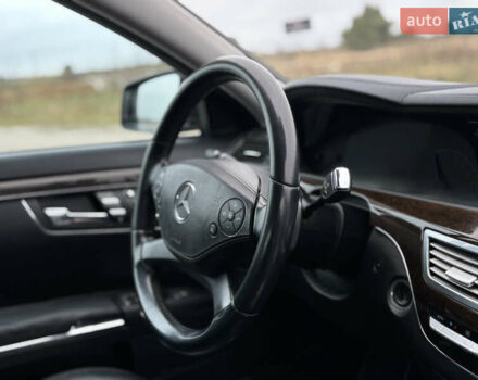 Черный Мерседес С Класс, объемом двигателя 3 л и пробегом 360 тыс. км за 17999 $, фото 30 на Automoto.ua