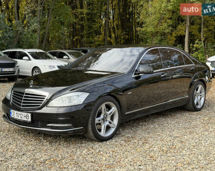 Чорний Мерседес С Клас, об'ємом двигуна 3 л та пробігом 337 тис. км за 19900 $, фото 2 на Automoto.ua
