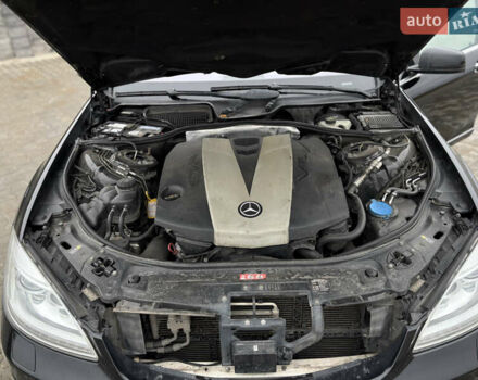 Черный Мерседес С Класс, объемом двигателя 3 л и пробегом 360 тыс. км за 17999 $, фото 33 на Automoto.ua