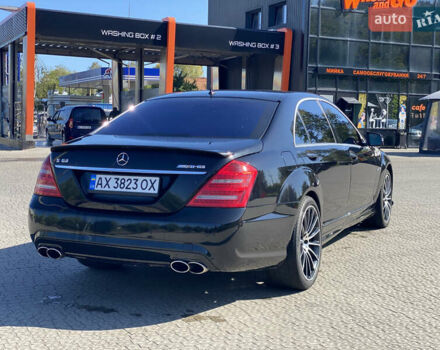 Черный Мерседес С Класс, объемом двигателя 4.66 л и пробегом 280 тыс. км за 18400 $, фото 12 на Automoto.ua