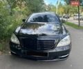 Чорний Мерседес С Клас, об'ємом двигуна 4.7 л та пробігом 261 тис. км за 17999 $, фото 1 на Automoto.ua