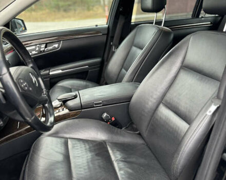 Черный Мерседес С Класс, объемом двигателя 3 л и пробегом 360 тыс. км за 17999 $, фото 20 на Automoto.ua