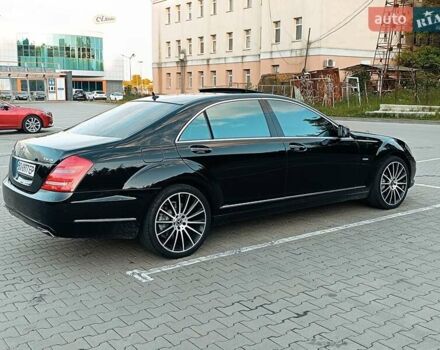 Черный Мерседес С Класс, объемом двигателя 4.7 л и пробегом 288 тыс. км за 12800 $, фото 20 на Automoto.ua
