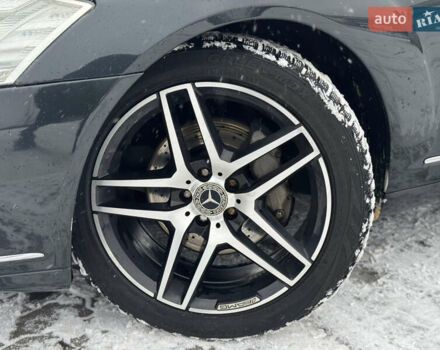 Чорний Мерседес С Клас, об'ємом двигуна 2.99 л та пробігом 368 тис. км за 14700 $, фото 17 на Automoto.ua