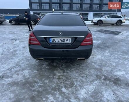 Чорний Мерседес С Клас, об'ємом двигуна 3 л та пробігом 450 тис. км за 19900 $, фото 3 на Automoto.ua