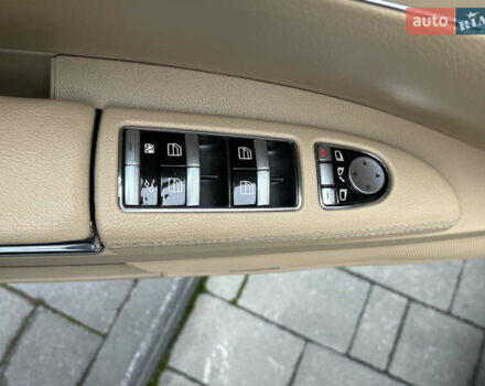 Черный Мерседес С Класс, объемом двигателя 5.5 л и пробегом 150 тыс. км за 17999 $, фото 28 на Automoto.ua