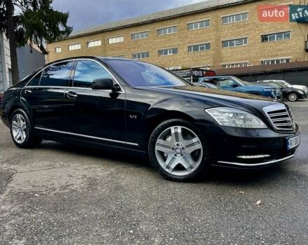 Чорний Мерседес С Клас, об'ємом двигуна 5.51 л та пробігом 98 тис. км за 25500 $, фото 4 на Automoto.ua