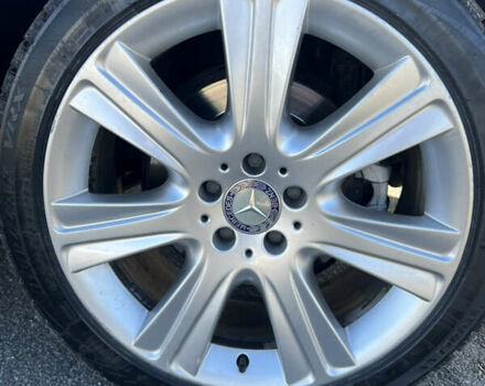 Чорний Мерседес С Клас, об'ємом двигуна 4.7 л та пробігом 252 тис. км за 14000 $, фото 6 на Automoto.ua