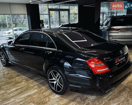 Черный Мерседес С Класс, объемом двигателя 4.7 л и пробегом 175 тыс. км за 24900 $, фото 13 на Automoto.ua