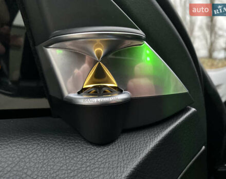 Черный Мерседес С Класс, объемом двигателя 5.5 л и пробегом 229 тыс. км за 16666 $, фото 17 на Automoto.ua