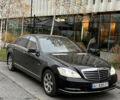 Черный Мерседес С Класс, объемом двигателя 5.5 л и пробегом 150 тыс. км за 17999 $, фото 87 на Automoto.ua