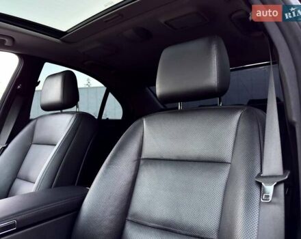 Чорний Мерседес С Клас, об'ємом двигуна 3 л та пробігом 211 тис. км за 23400 $, фото 43 на Automoto.ua