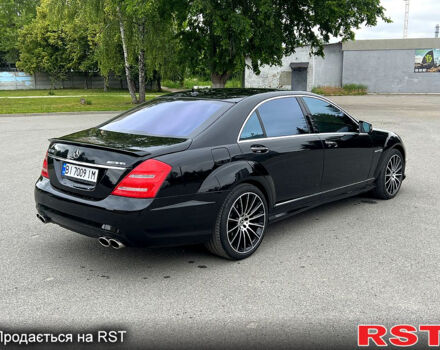 Черный Мерседес С Класс, объемом двигателя 4.7 л и пробегом 200 тыс. км за 17999 $, фото 4 на Automoto.ua