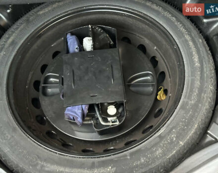 Черный Мерседес С Класс, объемом двигателя 4.7 л и пробегом 155 тыс. км за 15900 $, фото 93 на Automoto.ua