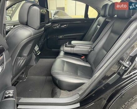 Черный Мерседес С Класс, объемом двигателя 3 л и пробегом 280 тыс. км за 19999 $, фото 22 на Automoto.ua