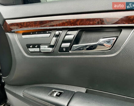 Черный Мерседес С Класс, объемом двигателя 3 л и пробегом 258 тыс. км за 17400 $, фото 44 на Automoto.ua