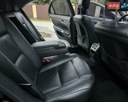 Черный Мерседес С Класс, объемом двигателя 3.5 л и пробегом 188 тыс. км за 14999 $, фото 32 на Automoto.ua