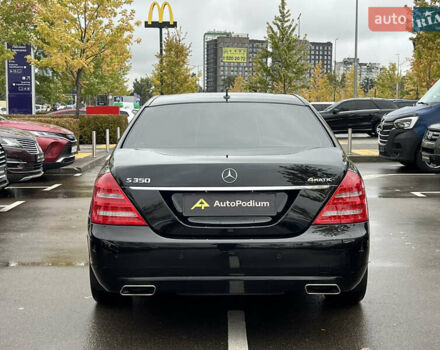 Чорний Мерседес С Клас, об'ємом двигуна 2.99 л та пробігом 258 тис. км за 18000 $, фото 12 на Automoto.ua
