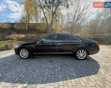Черный Мерседес С Класс, объемом двигателя 3.5 л и пробегом 230 тыс. км за 20000 $, фото 7 на Automoto.ua