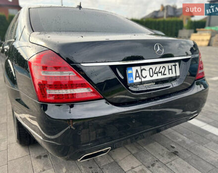 Черный Мерседес С Класс, объемом двигателя 3 л и пробегом 285 тыс. км за 15500 $, фото 10 на Automoto.ua