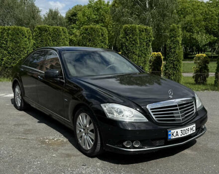 Чорний Мерседес С Клас, об'ємом двигуна 4.7 л та пробігом 212 тис. км за 16200 $, фото 54 на Automoto.ua