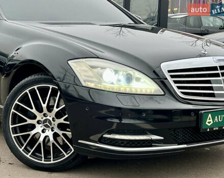 Черный Мерседес С Класс, объемом двигателя 3 л и пробегом 258 тыс. км за 17400 $, фото 6 на Automoto.ua