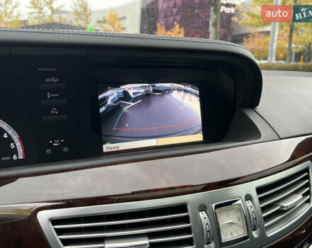 Чорний Мерседес С Клас, об'ємом двигуна 2.99 л та пробігом 258 тис. км за 18000 $, фото 28 на Automoto.ua