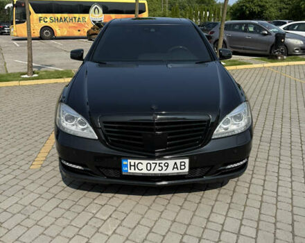 Черный Мерседес С Класс, объемом двигателя 2.99 л и пробегом 237 тыс. км за 19999 $, фото 1 на Automoto.ua