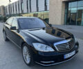 Черный Мерседес С Класс, объемом двигателя 4.7 л и пробегом 208 тыс. км за 23000 $, фото 1 на Automoto.ua