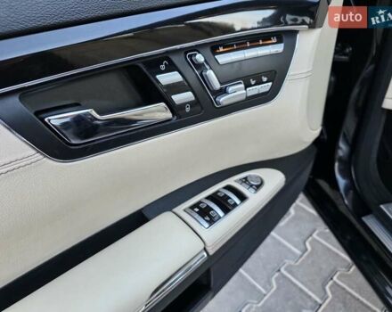 Черный Мерседес С Класс, объемом двигателя 4.7 л и пробегом 218 тыс. км за 17999 $, фото 44 на Automoto.ua