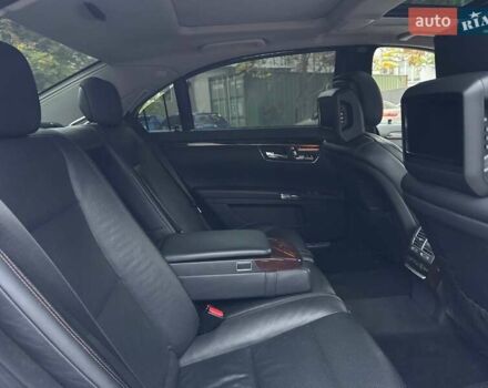 Черный Мерседес С Класс, объемом двигателя 4.7 л и пробегом 170 тыс. км за 13900 $, фото 16 на Automoto.ua