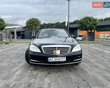 Черный Мерседес С Класс, объемом двигателя 3 л и пробегом 285 тыс. км за 15500 $, фото 8 на Automoto.ua