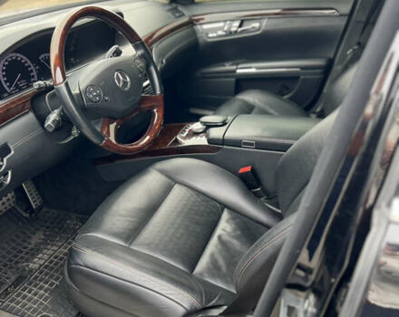 Мерседес С Класс 2012 в Черкассах на Automoto.ua Черный Мерседес С Класс, объемом двигателя 4.7 л и пробегом 150 тыс. км за 17500 $, фото 19 на Automoto.ua