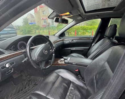 Черный Мерседес С Класс, объемом двигателя 2.1 л и пробегом 300 тыс. км за 13900 $, фото 12 на Automoto.ua