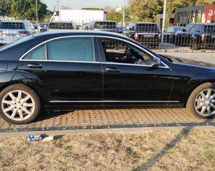 Черный Мерседес С Класс, объемом двигателя 2.1 л и пробегом 300 тыс. км за 13900 $, фото 16 на Automoto.ua