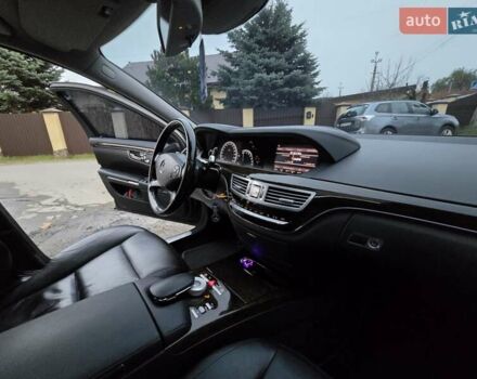 Черный Мерседес С Класс, объемом двигателя 3.5 л и пробегом 188 тыс. км за 14999 $, фото 23 на Automoto.ua