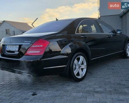 Черный Мерседес С Класс, объемом двигателя 4.7 л и пробегом 218 тыс. км за 17999 $, фото 17 на Automoto.ua