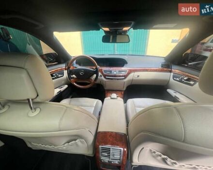 Черный Мерседес С Класс, объемом двигателя 3 л и пробегом 154 тыс. км за 22000 $, фото 7 на Automoto.ua