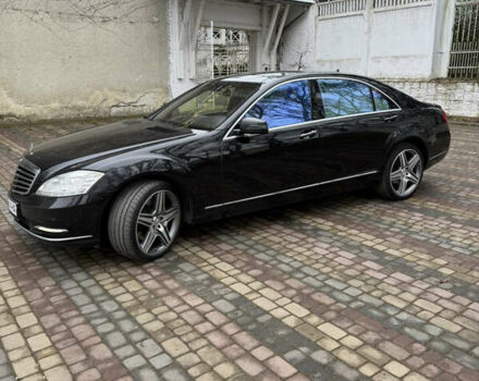 Чорний Мерседес С Клас, об'ємом двигуна 2.99 л та пробігом 286 тис. км за 22000 $, фото 3 на Automoto.ua