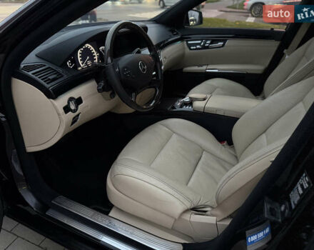 Черный Мерседес С Класс, объемом двигателя 4.7 л и пробегом 218 тыс. км за 14999 $, фото 23 на Automoto.ua