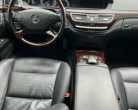 Мерседес С Класс 2012 в Черкассах на Automoto.ua Черный Мерседес С Класс, объемом двигателя 4.7 л и пробегом 150 тыс. км за 17500 $, фото 33 на Automoto.ua