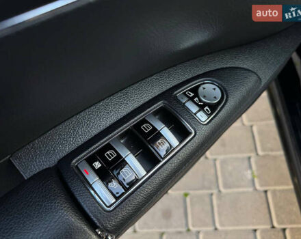 Чорний Мерседес С Клас, об'ємом двигуна 4.66 л та пробігом 221 тис. км за 15900 $, фото 17 на Automoto.ua