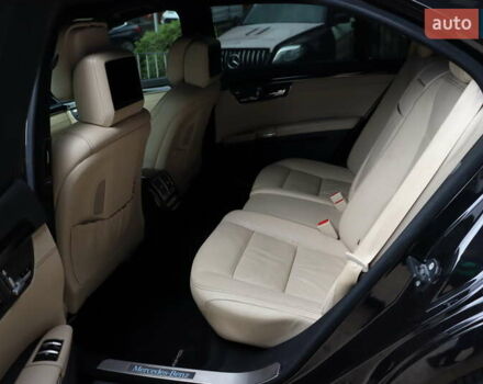 Черный Мерседес С Класс, объемом двигателя 4.7 л и пробегом 179 тыс. км за 17900 $, фото 34 на Automoto.ua