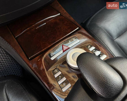 Чорний Мерседес С Клас, об'ємом двигуна 4.66 л та пробігом 221 тис. км за 15900 $, фото 22 на Automoto.ua