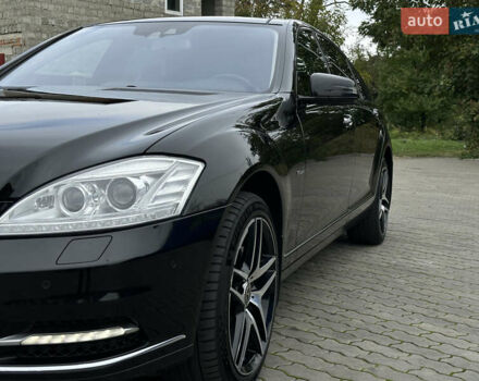 Черный Мерседес С Класс, объемом двигателя 2.99 л и пробегом 320 тыс. км за 21500 $, фото 7 на Automoto.ua