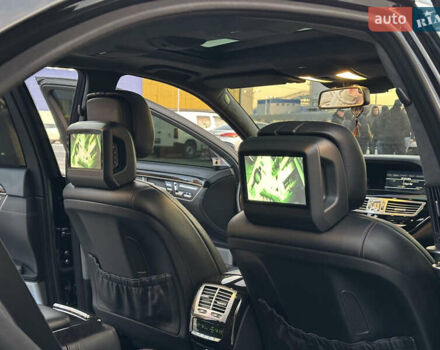 Черный Мерседес С Класс, объемом двигателя 4.7 л и пробегом 155 тыс. км за 15900 $, фото 81 на Automoto.ua