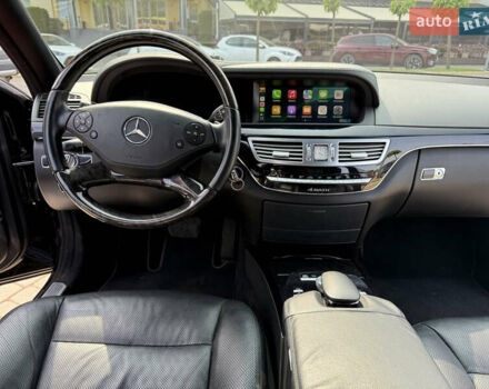 Черный Мерседес С Класс, объемом двигателя 2.99 л и пробегом 237 тыс. км за 19999 $, фото 14 на Automoto.ua